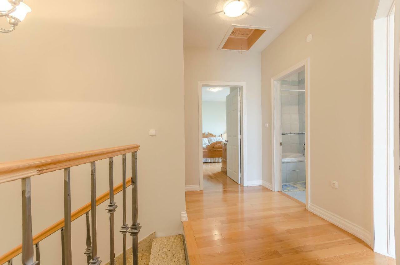 Apartment Canada Dream Vacation Srima Esterno foto