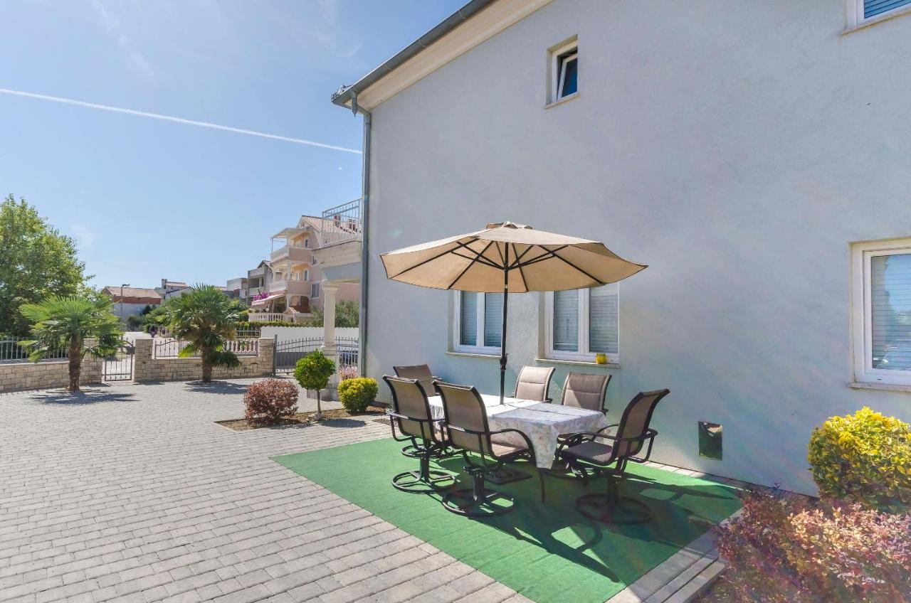 Apartment Canada Dream Vacation Srima Esterno foto